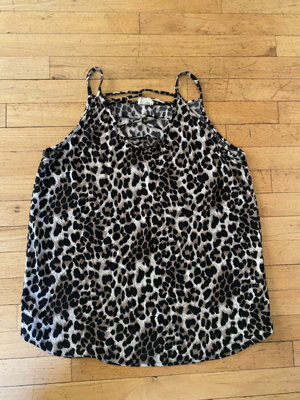 Bibi animal print tank top. Poly/spandex. Size large.